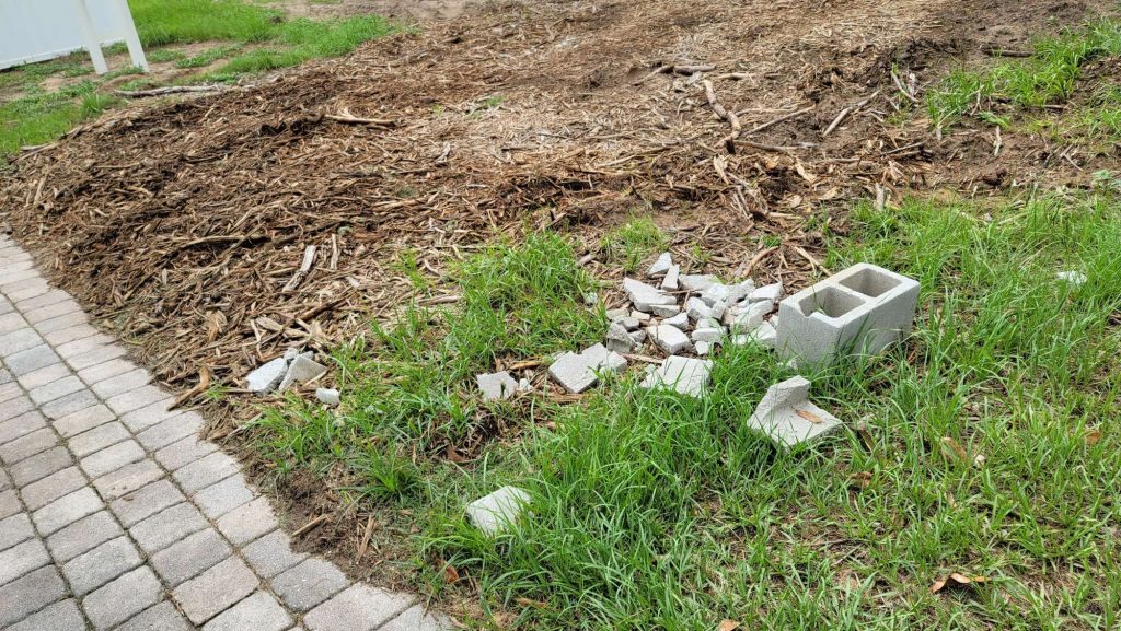 Bella Collina residents complain: Bella Collina is uncared for